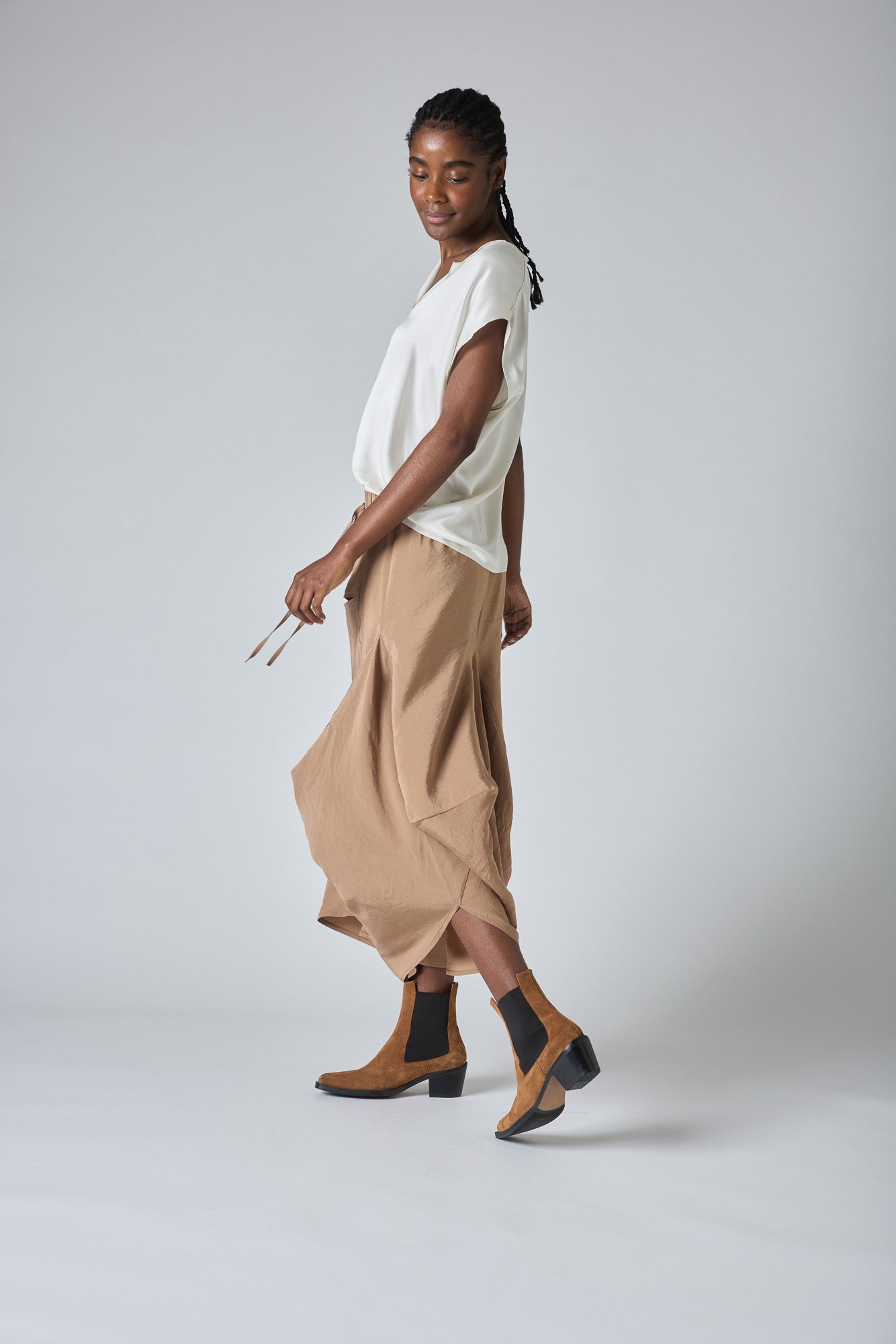 The Light Poplin Go-To Skirt