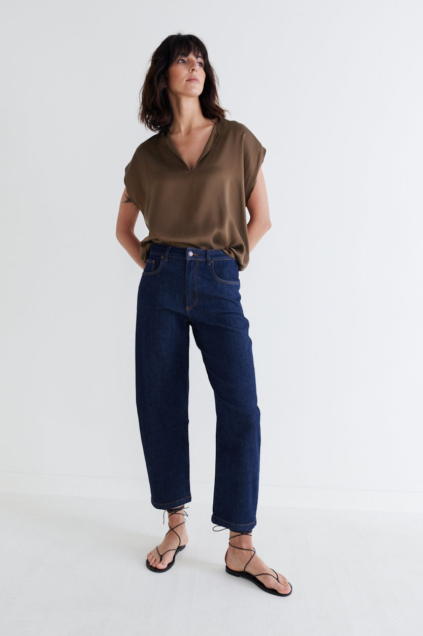 The Classic Barrel Leg Jeans