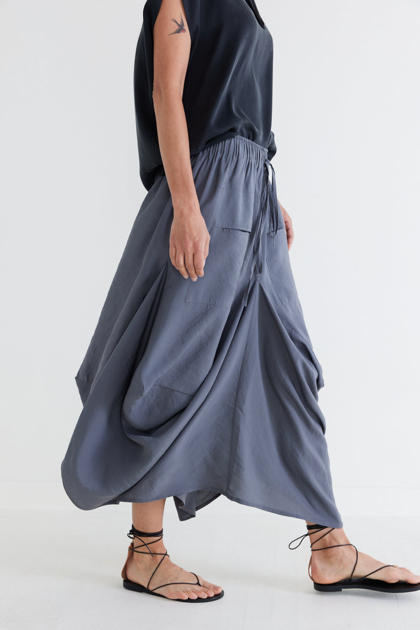 The Light Poplin Go-To Skirt