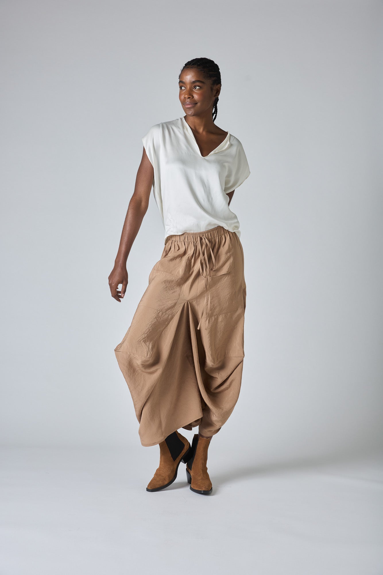 The Light Poplin Go-To Skirt