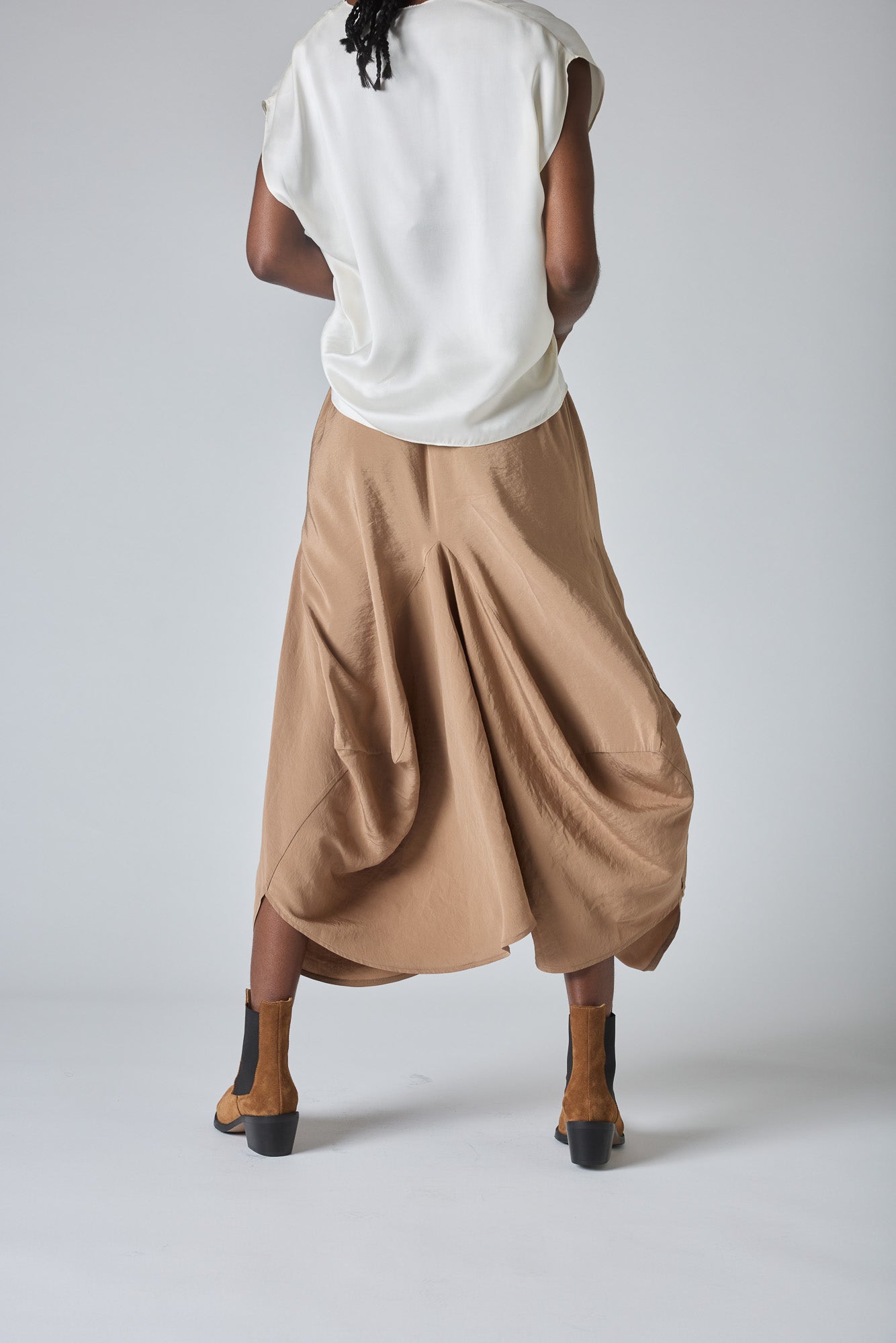 The Light Poplin Go-To Skirt
