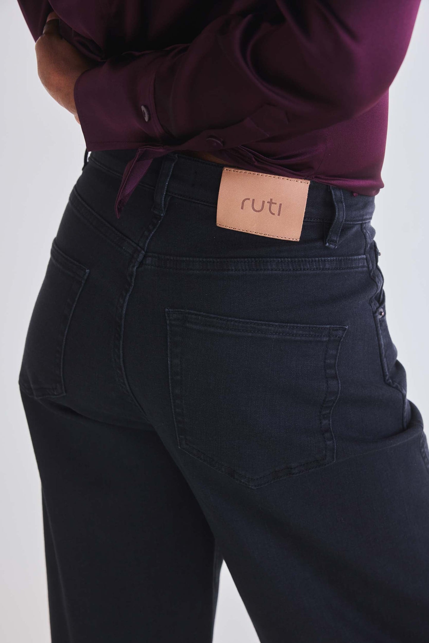 The Ultimate Barrel Leg Jeans 2.0