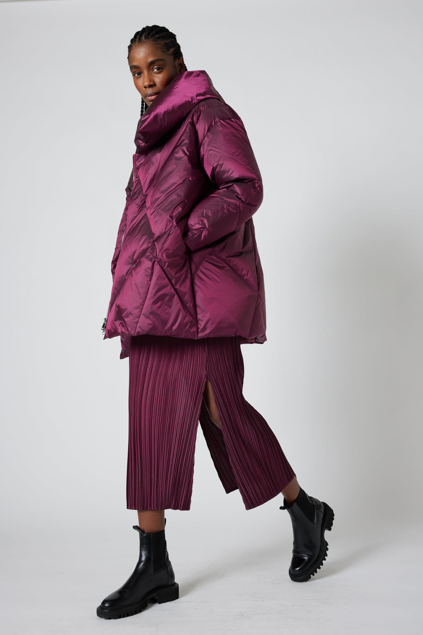 Relaxed Pleated Skirt