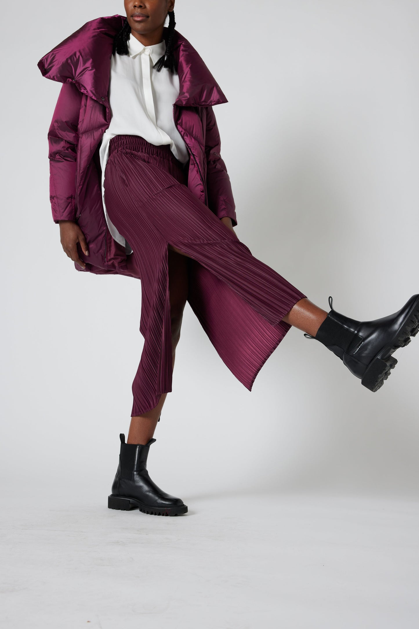 Relaxed Pleated Skirt