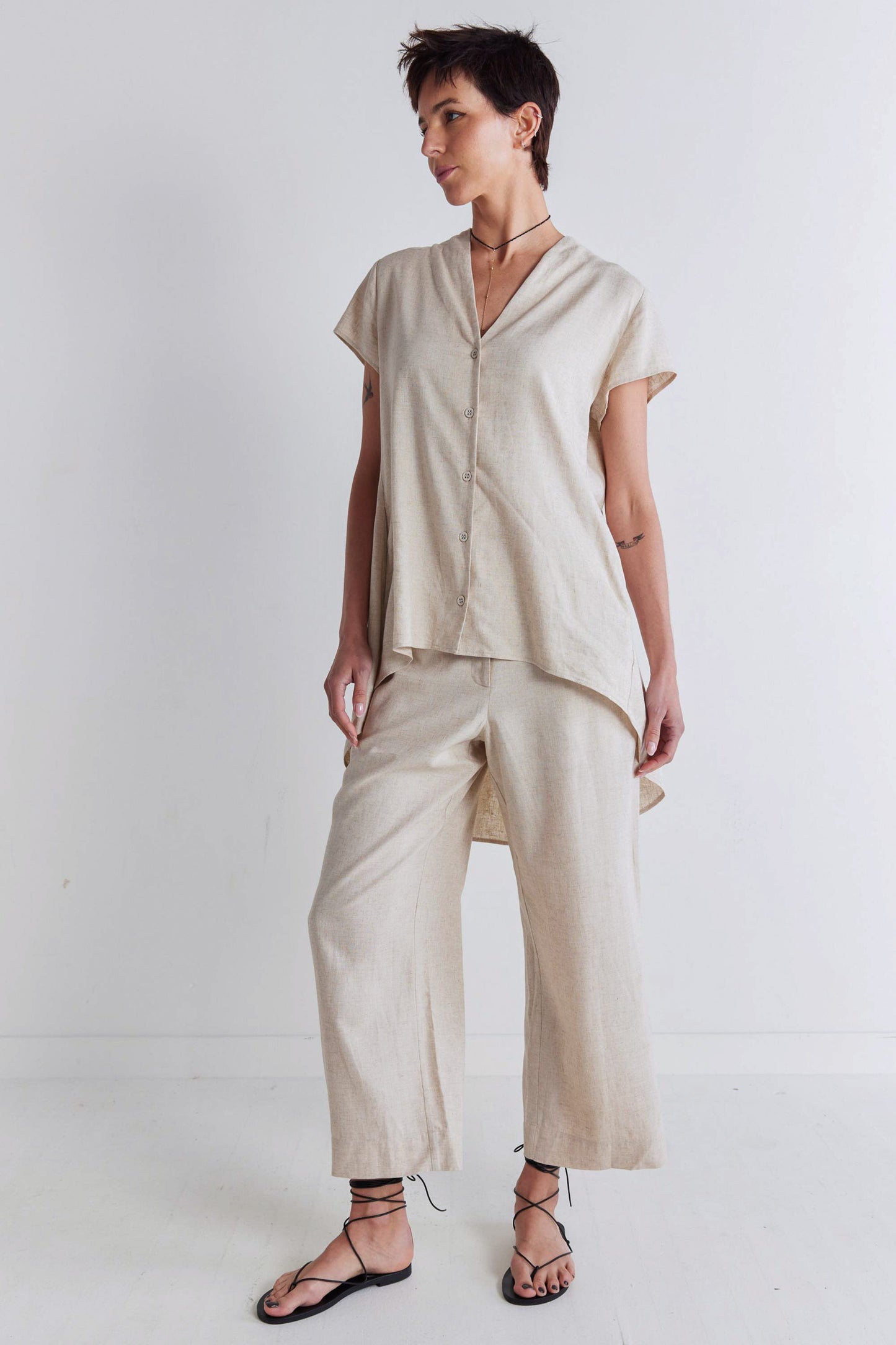 Daylight Linen High Low Blouse