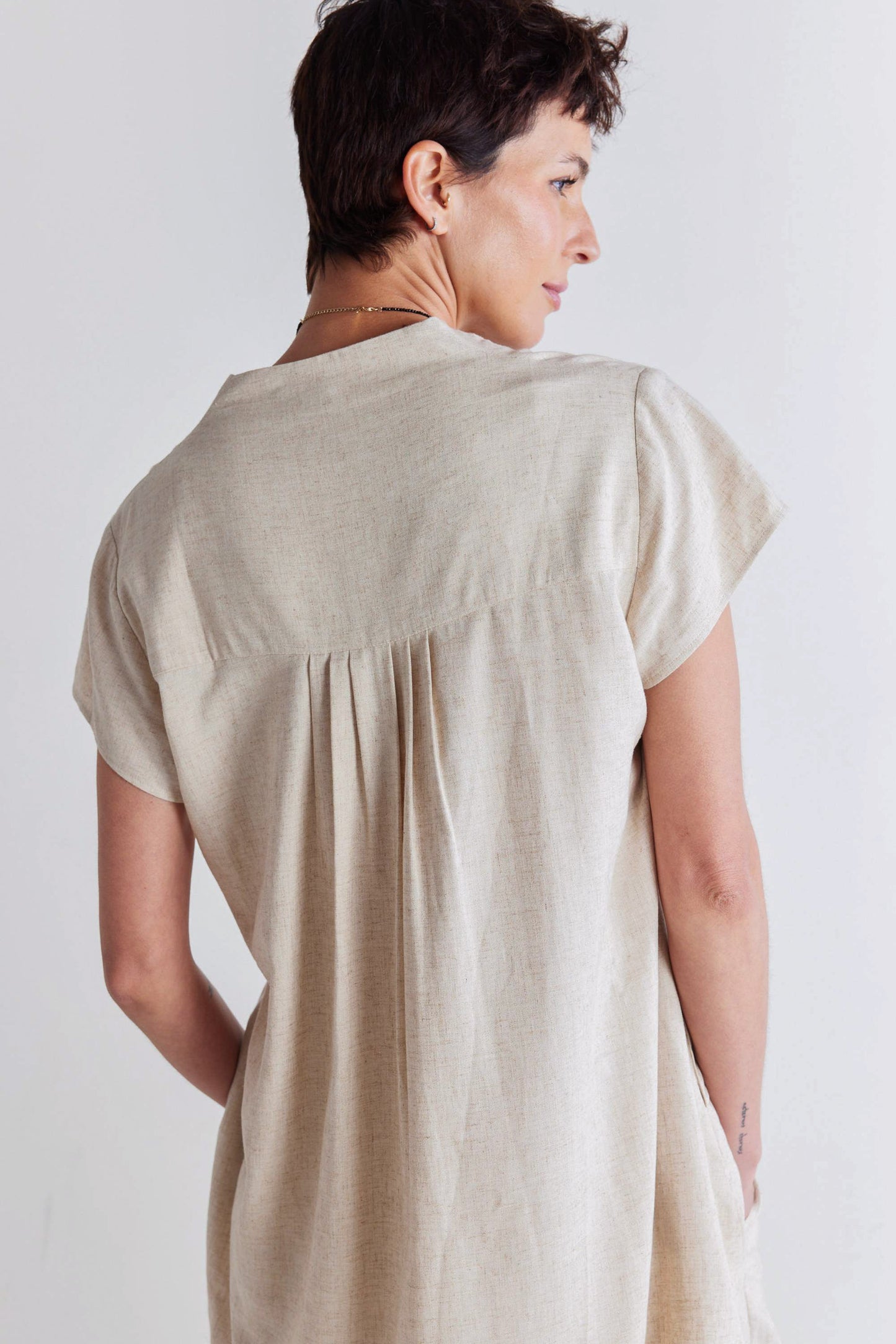 Daylight Linen High Low Blouse