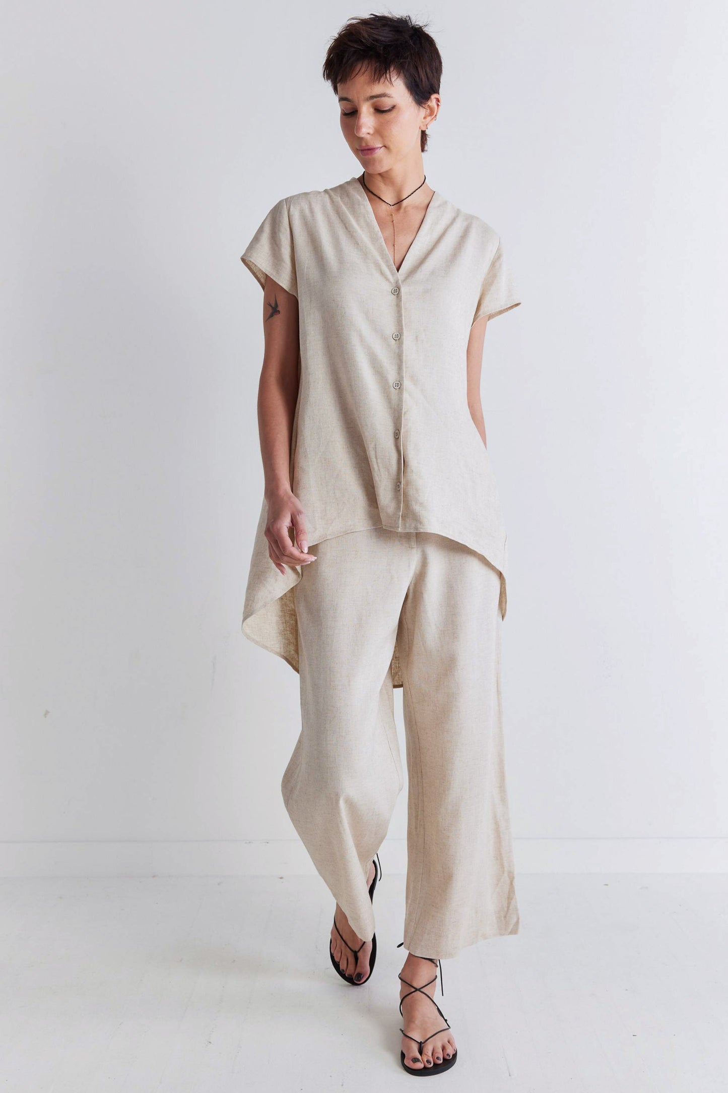 Daylight Linen High Low Blouse