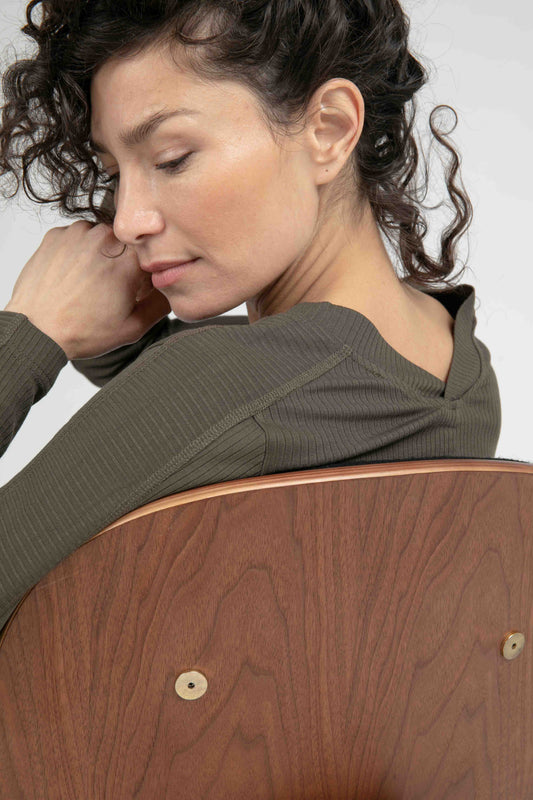 The Detail Oriented Fitted Top