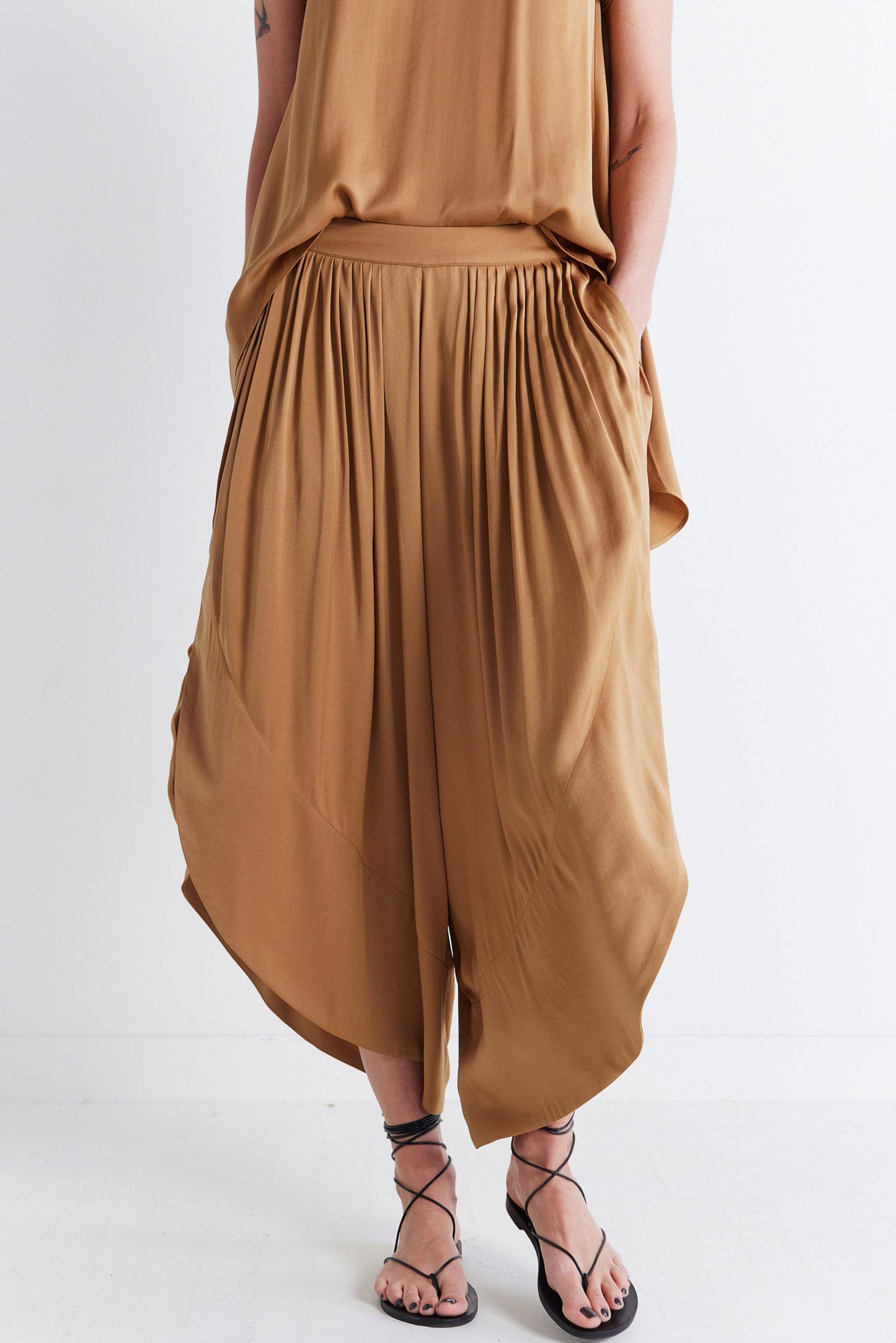 Let it Slide Slinky Pant