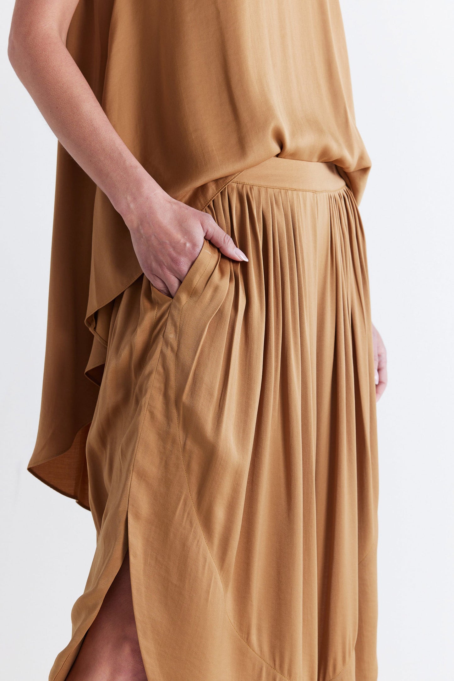 Let it Slide Slinky Pant