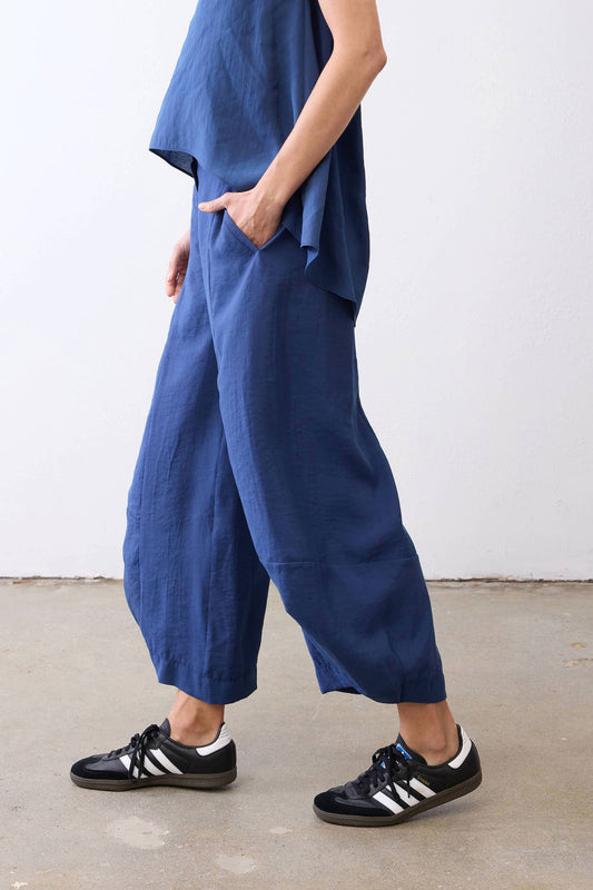 Not Your Average Wide Leg Light Poplin Pants