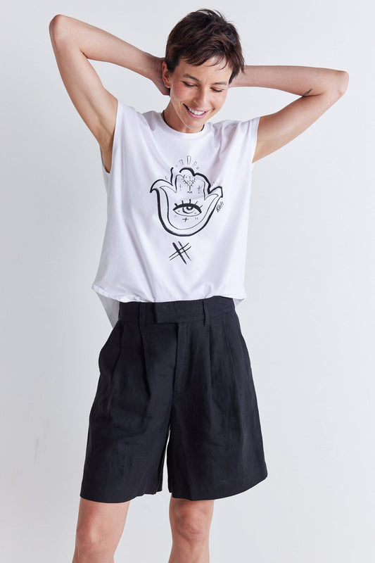The Pleated Bermuda Shorts