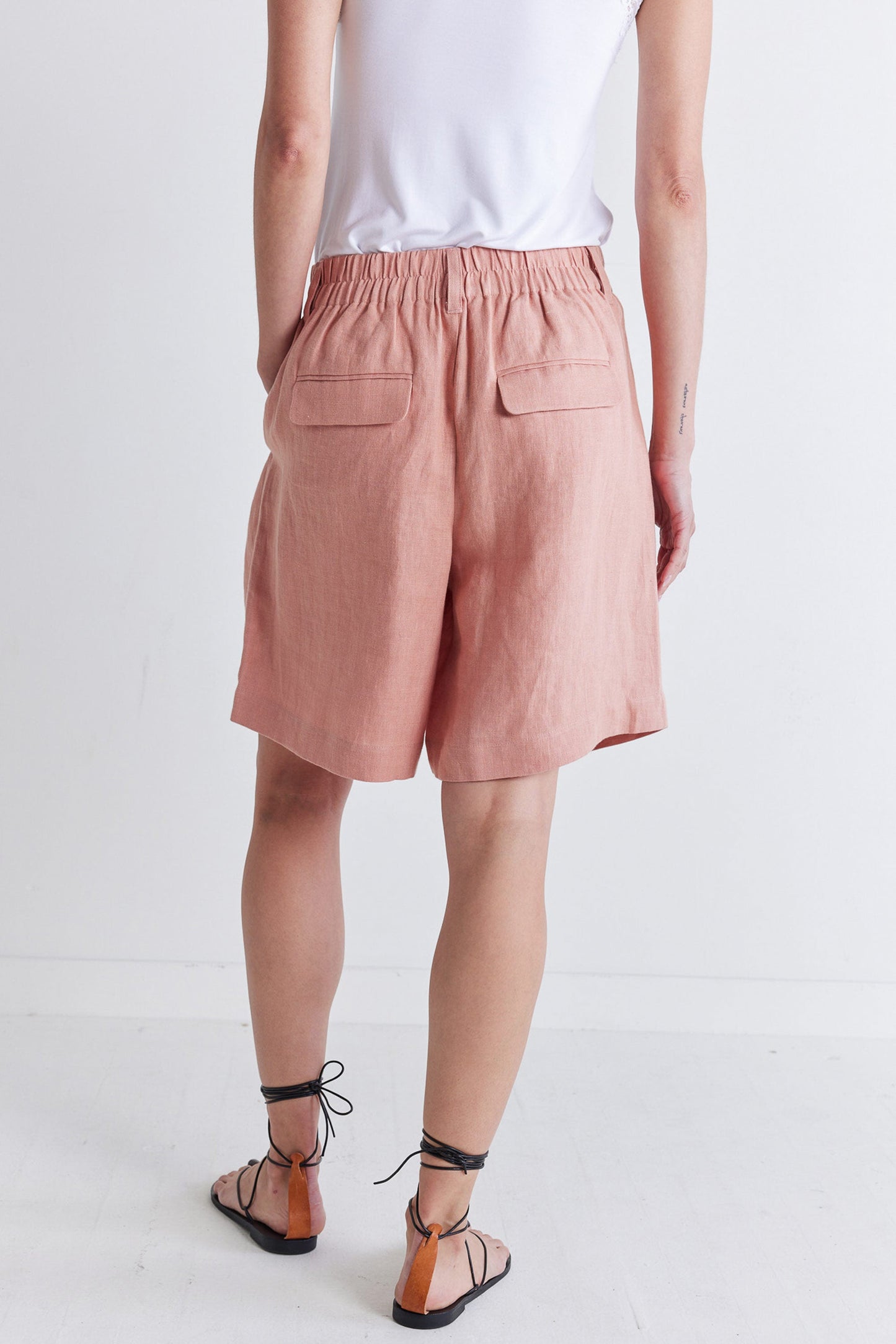 The Pleated Bermuda Shorts