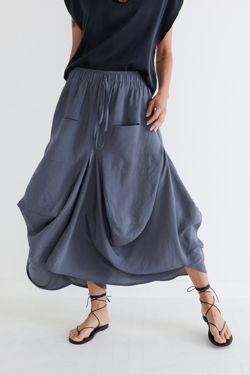 The Light Poplin Go-To Skirt