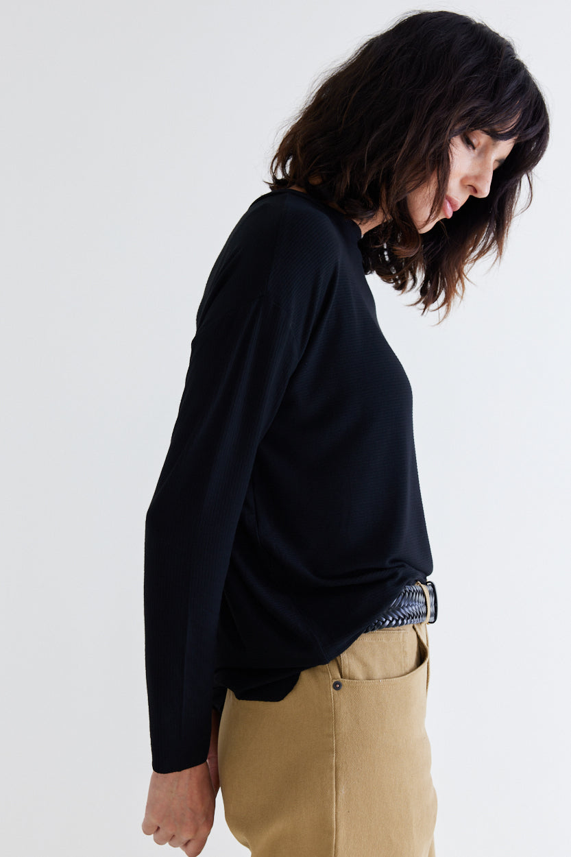 Essential Top With Buttons in the Back