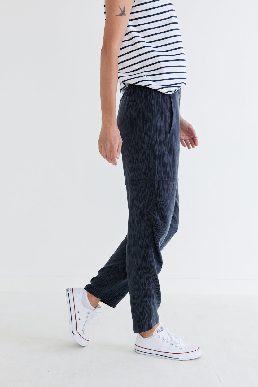 Weak At the Knees Crinkle Pants