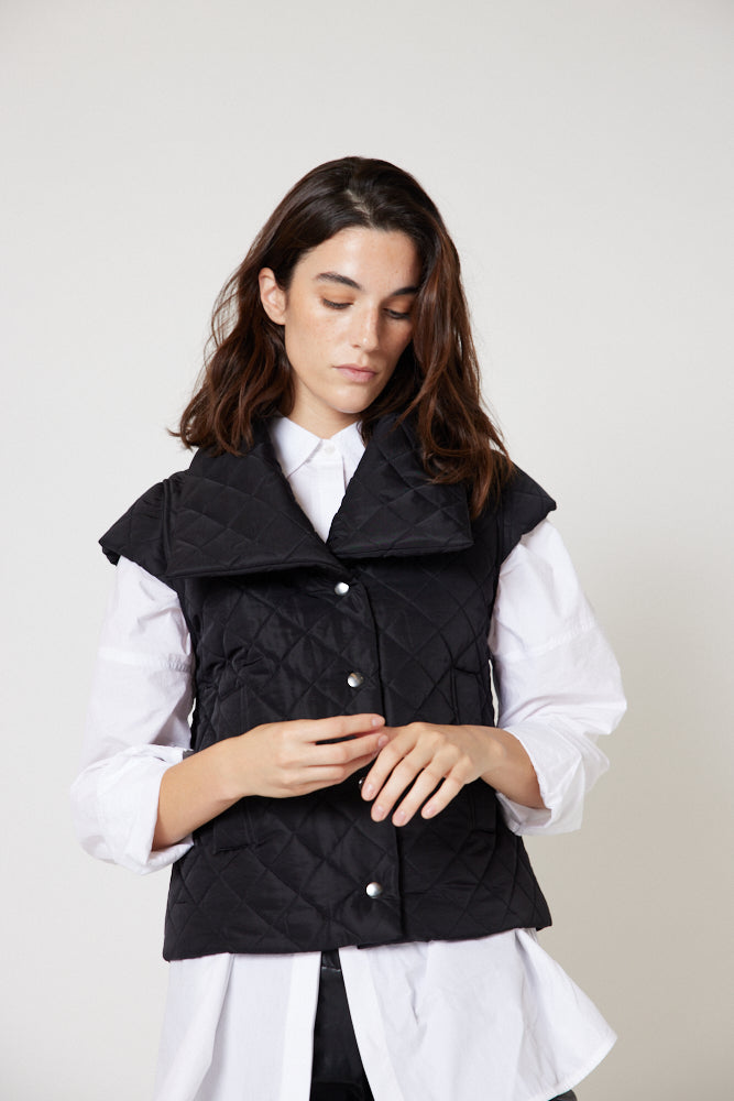 Summit Quilted Vest