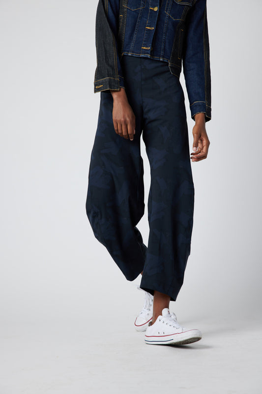 The Brushstroke On The Loose Work Pants