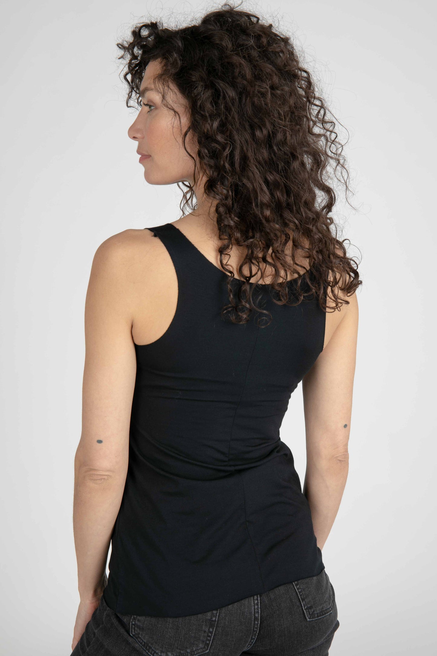 The Essential Seamless Cami