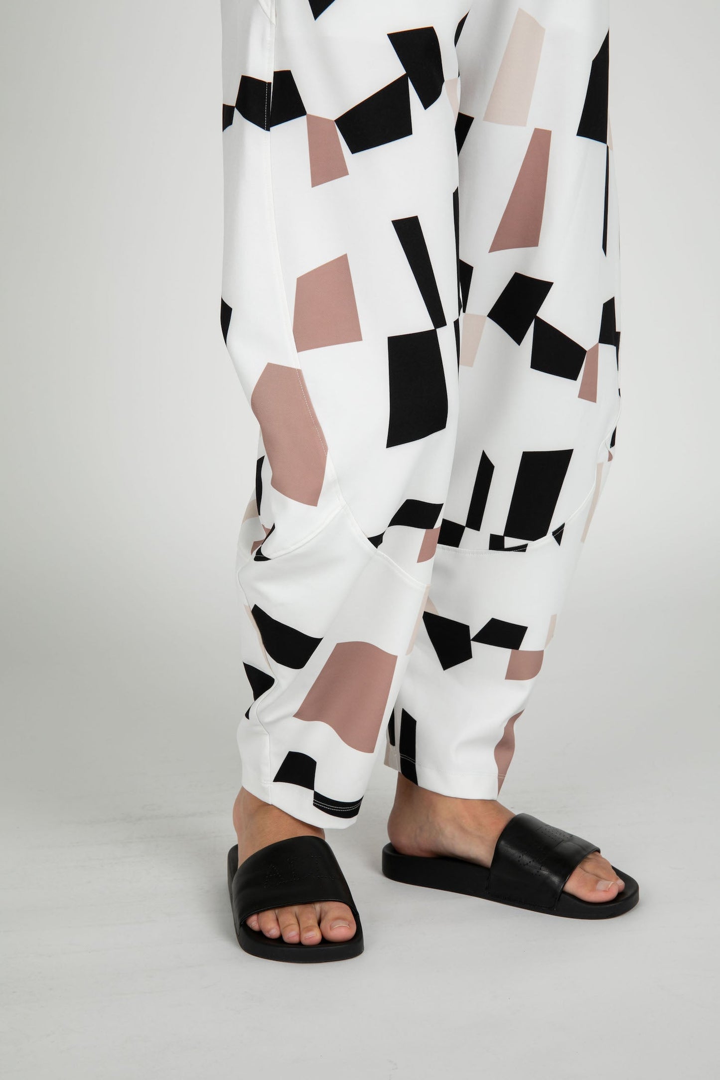 Narrow Quartz Printed Pants