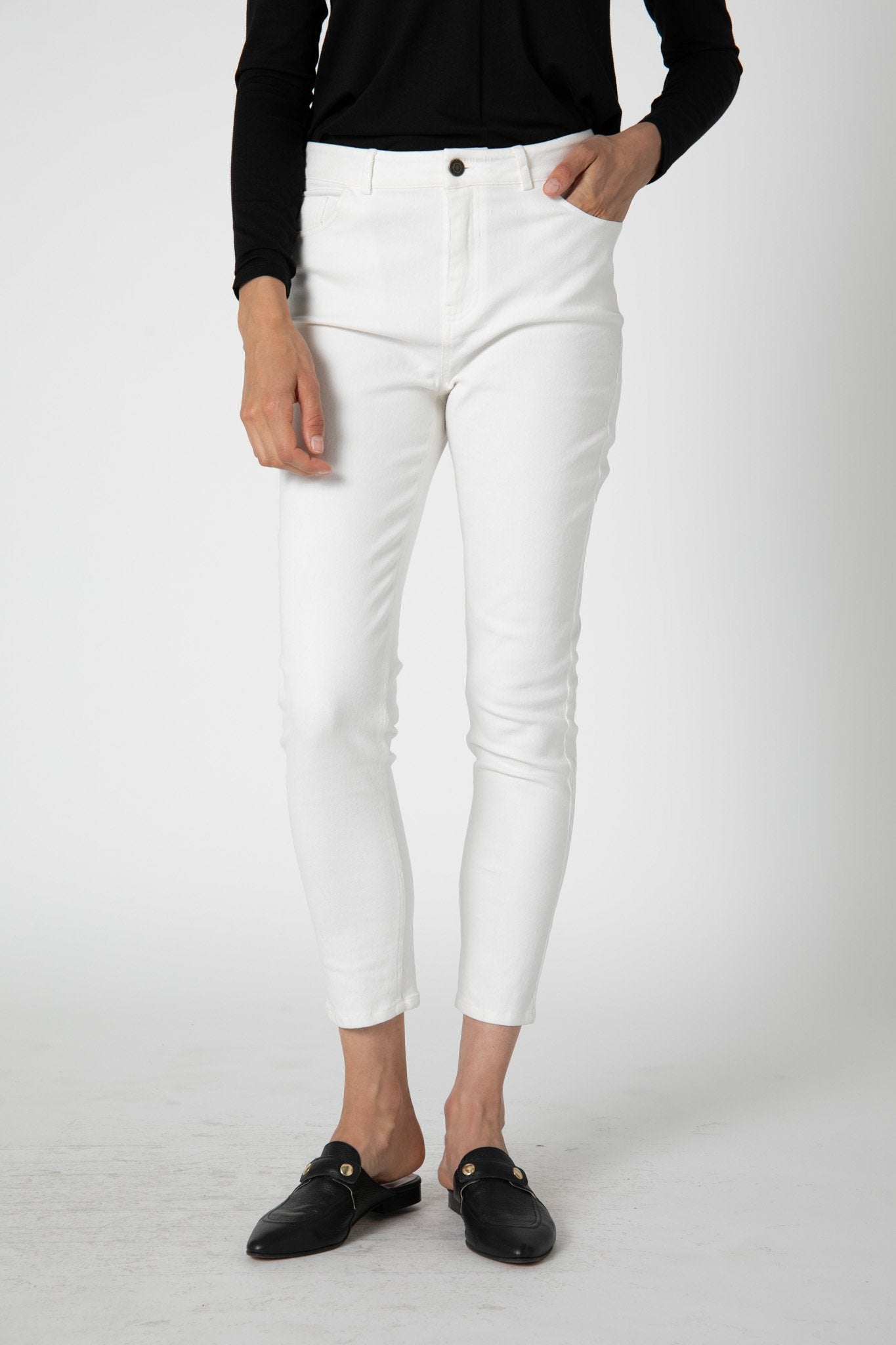 Vintage White Fitted Lilly Jeans