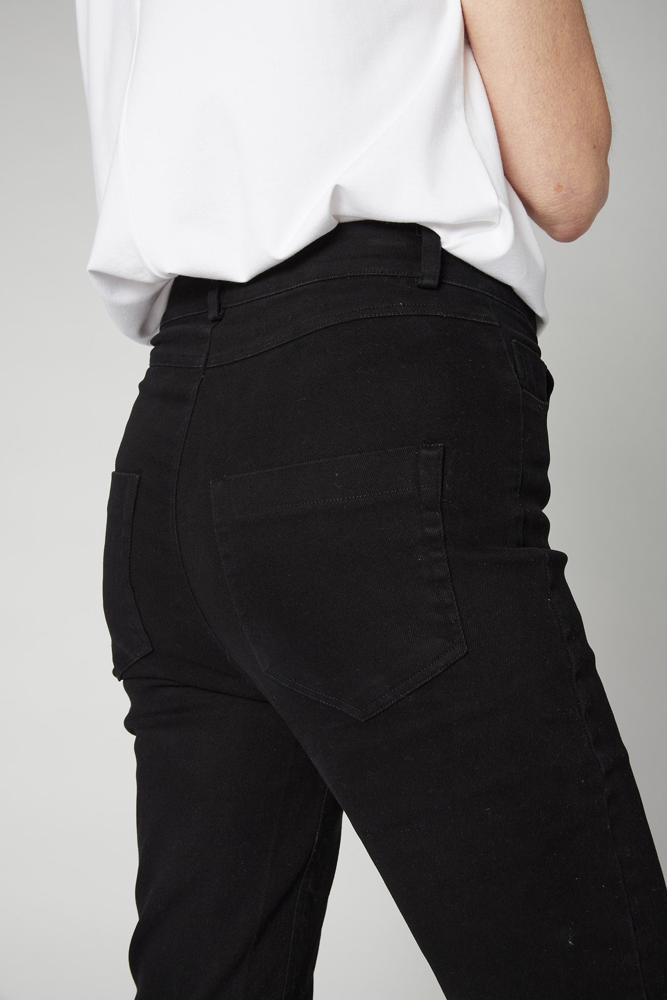 The Iconic Fitted Denim Pants