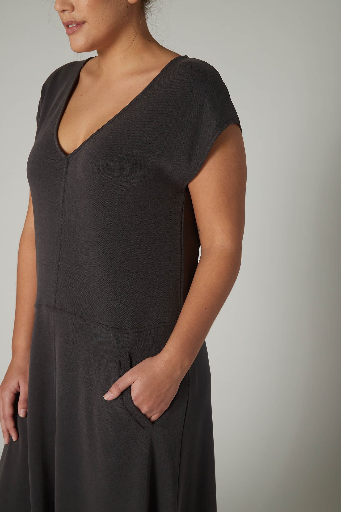 The Easy V-Neck Dress